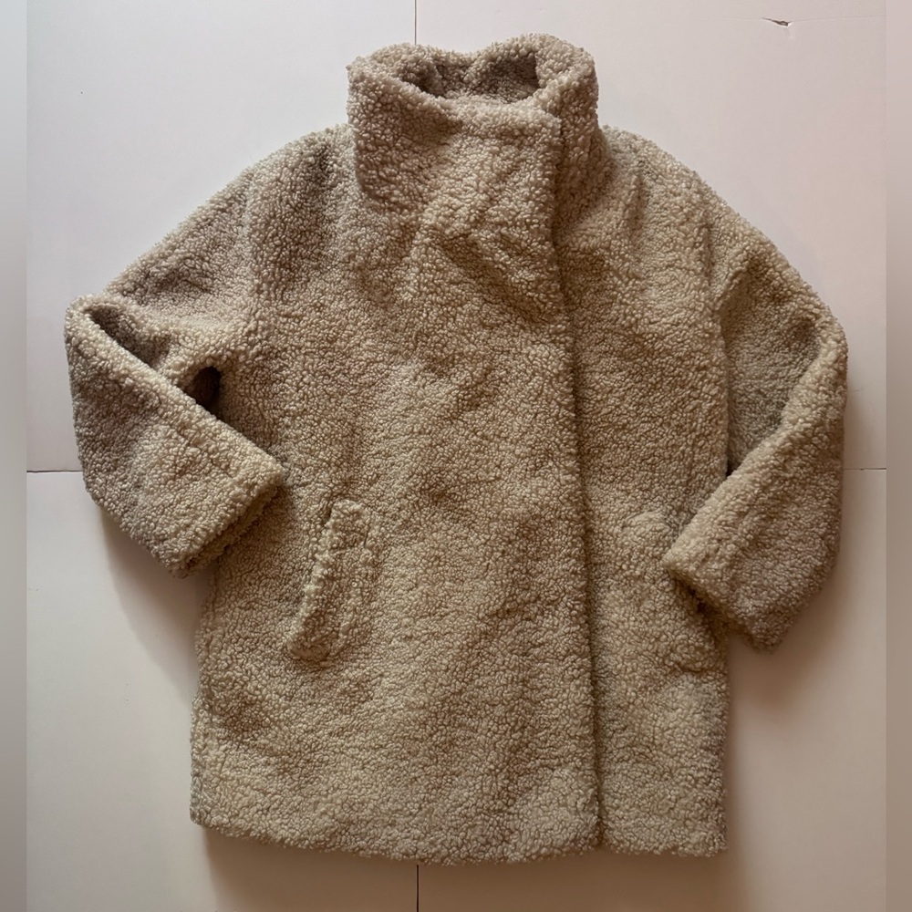 Banana Republic Cream Sherpa Car Coat/Jacket in Size XS in EUC